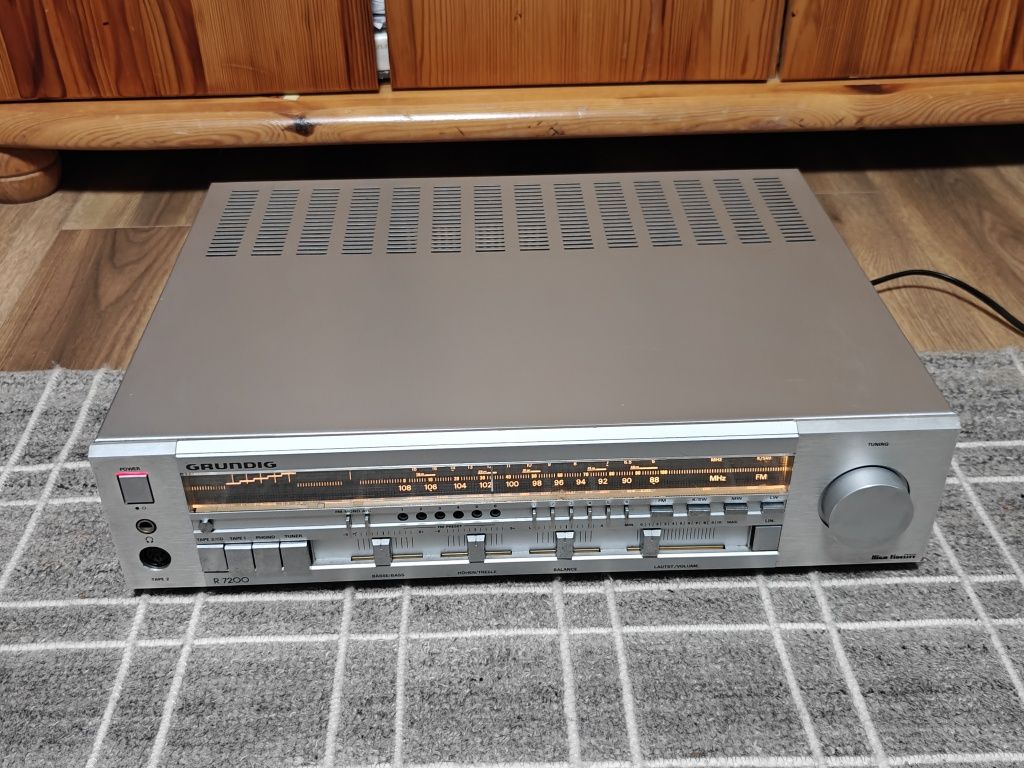 Grundig R 7200 oryginalny