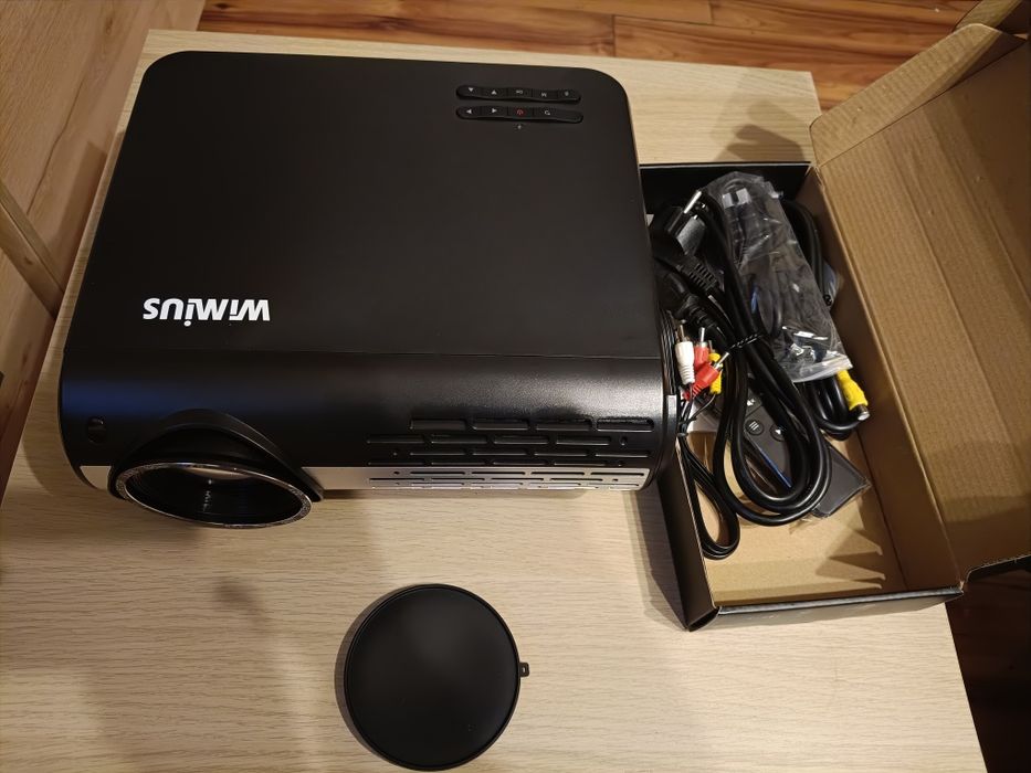 Sprzedam projektor multimedialny