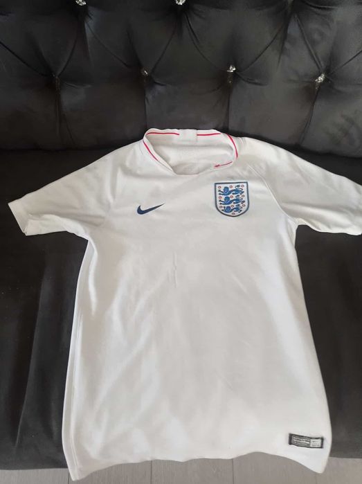 Koszulka Piłkarska Reprezentacji Anglii z MŚ 2018r.  Rozmiar 137cm