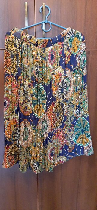 Продам юбку из шифона.