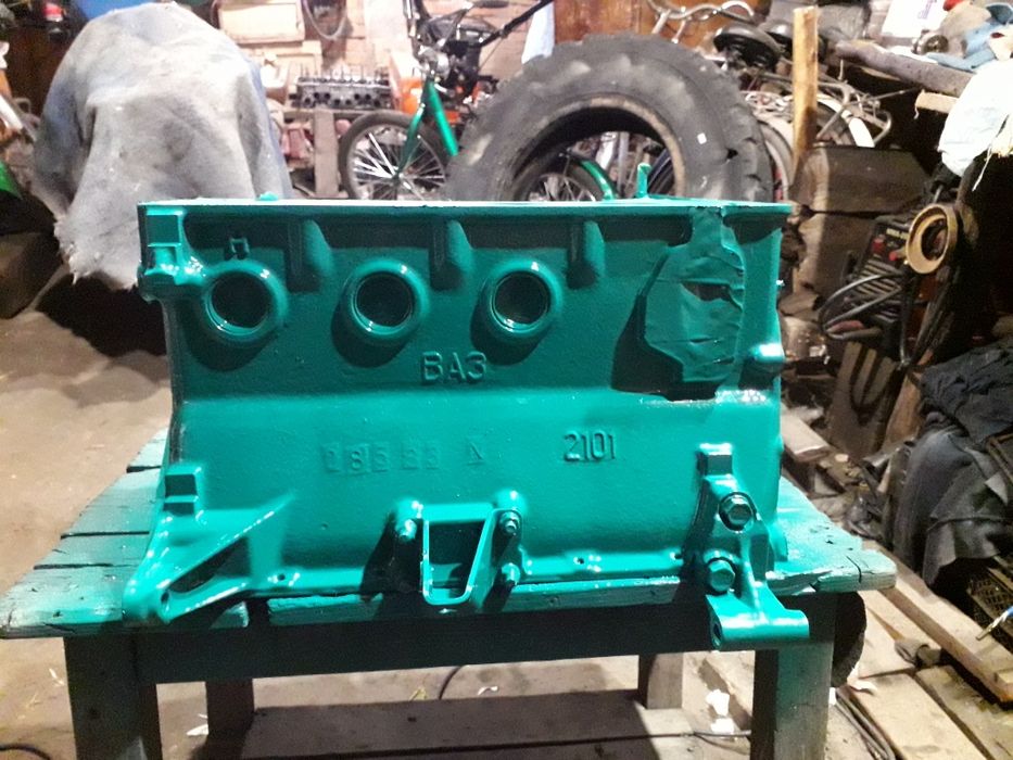 Ремонт двигунів та автомобілів сімейства ВАЗ