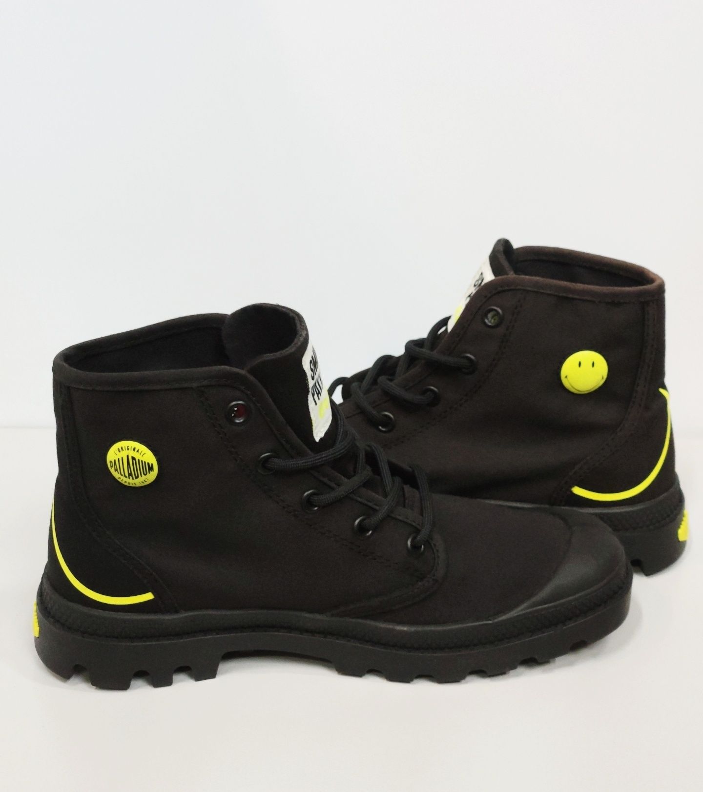 Buty za kostkę / Trampki – Palladium Pampa Hi Smiley Be Kind (36)