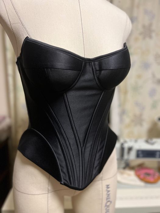 Корсет атласний  46р (L)