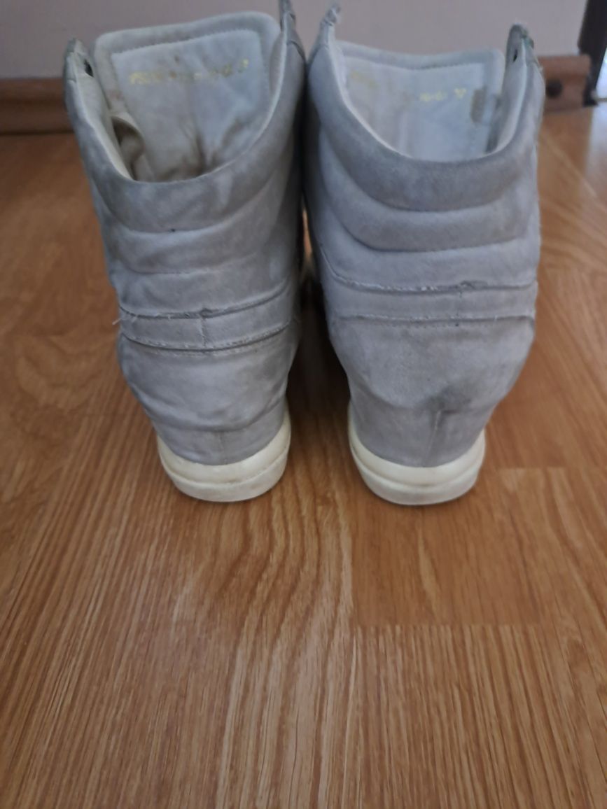 Buty botki szare zamszowe Nina B ukryty koturn r.37