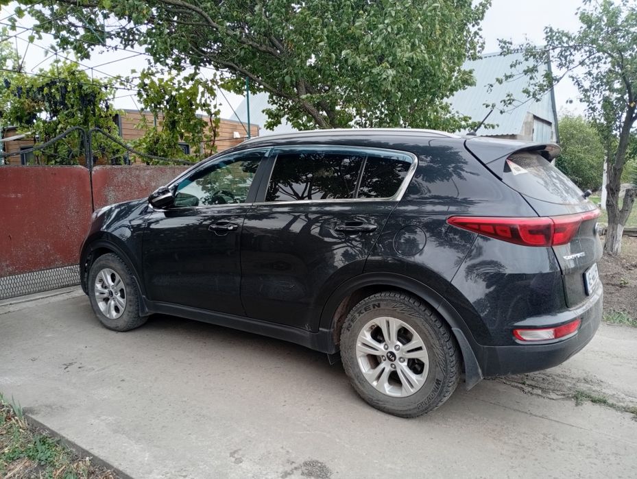 Продам авто KIA SPORTAGE в хорошому стани