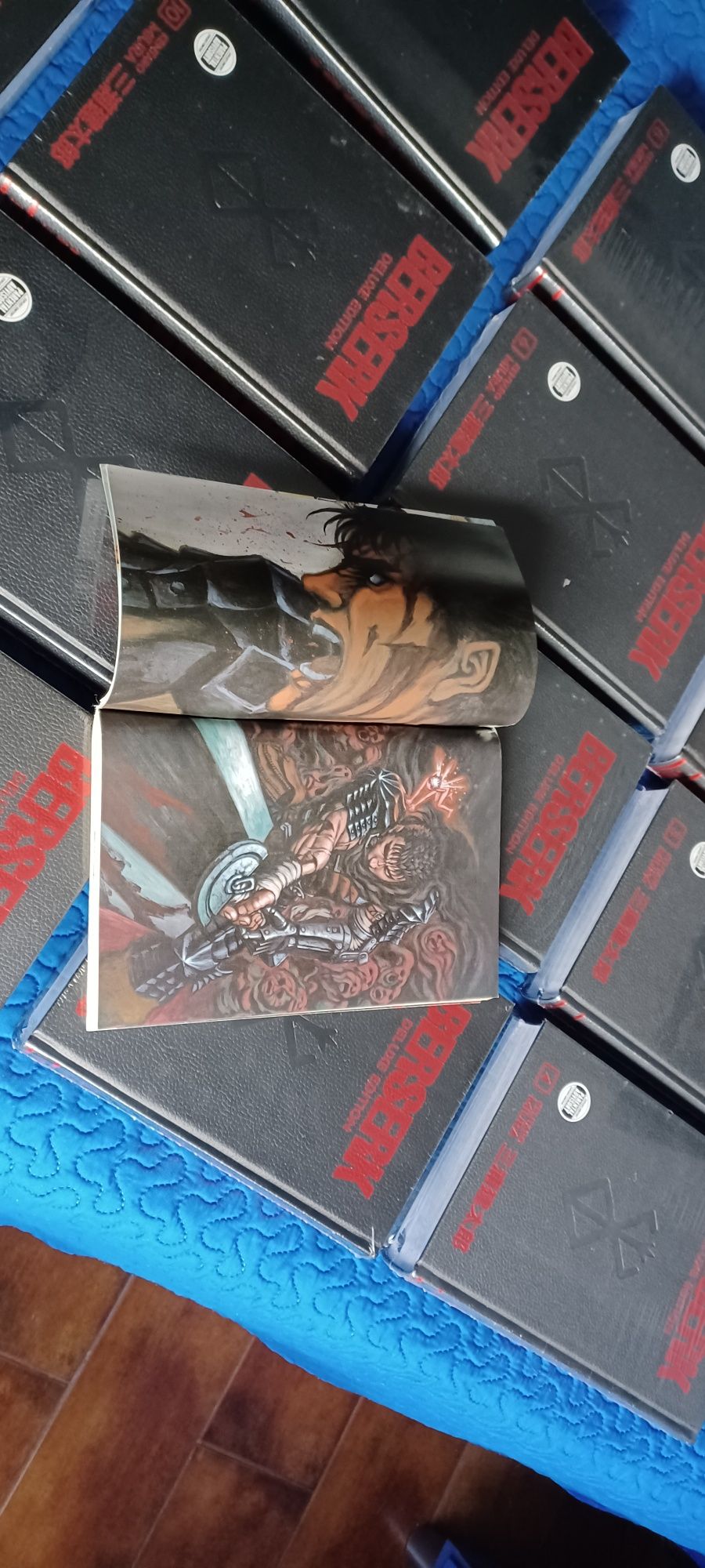 Colecção Berserk Deluxe Edition