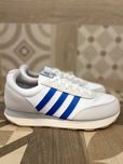 Розпродаж! Нові кросівки Adidas (40 2/3)
