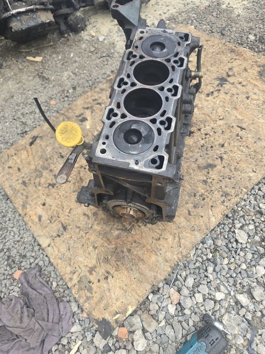 Блок двигуна двигуна ленд ровер фрелендер land rover freelander 2.0 TD