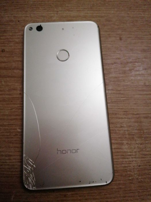 Honor 8 Lite  100% sprawny