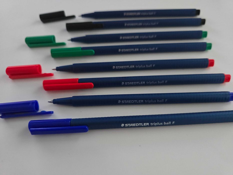 Staedtler Triplus, zestaw 48 szt. długopisy cienkopisy mazaki ołówki