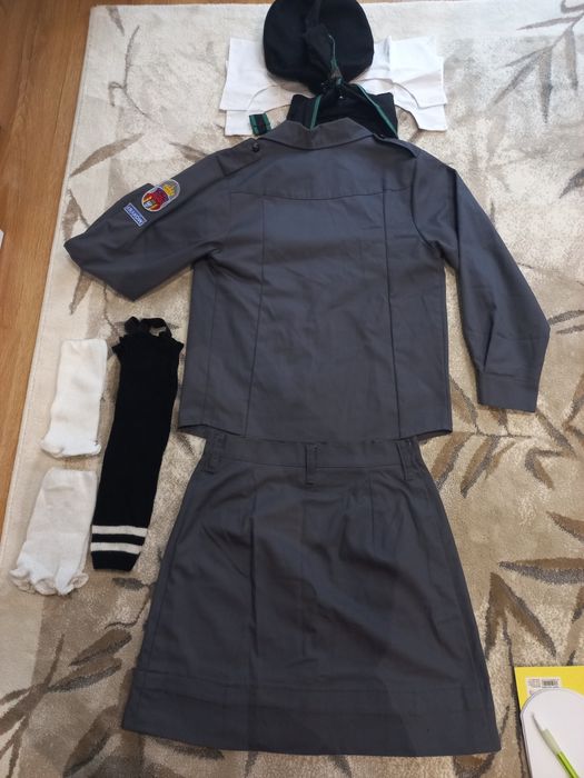 Strój harcerski dla dziewczynki ZHR