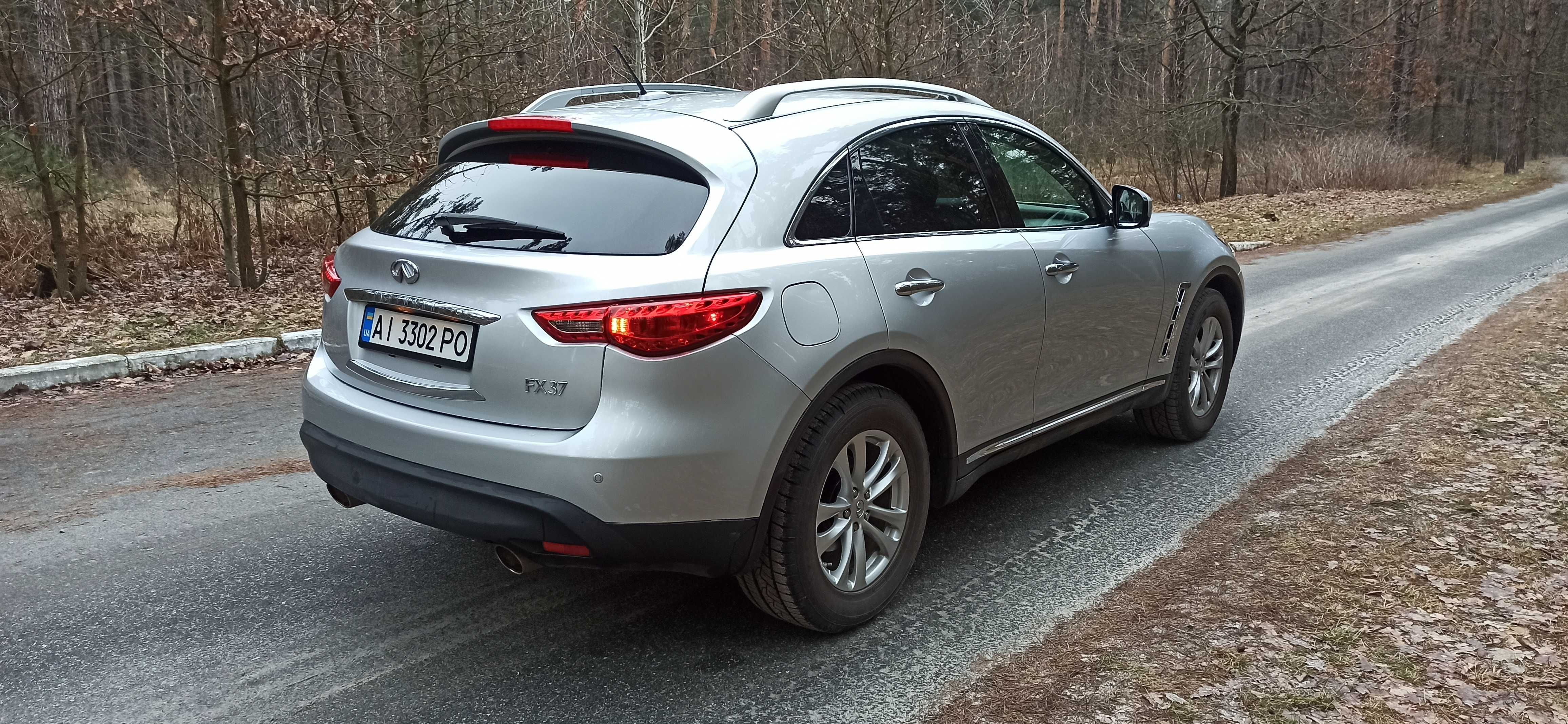 Infiniti FX37 2012\10 Рестайлінг