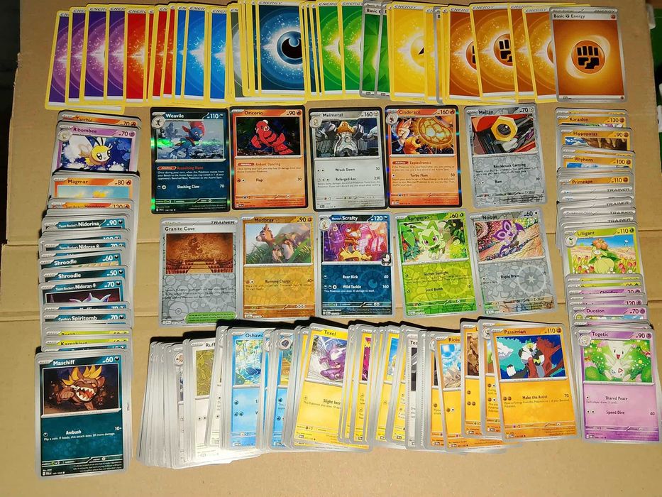 Bulk oryginalnych kart Pokemon[v1] - 200 sztuk + dodatki
