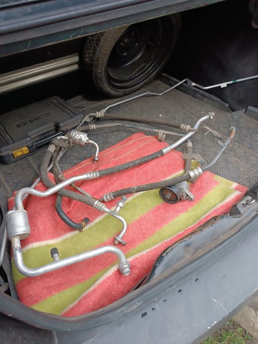 Трубка гидроусилителя руля ГУР та кондиціонера Dacia/Renault Logan 820