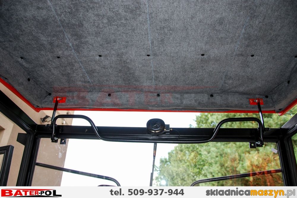 Kabina Ursus C-360 bez błotników