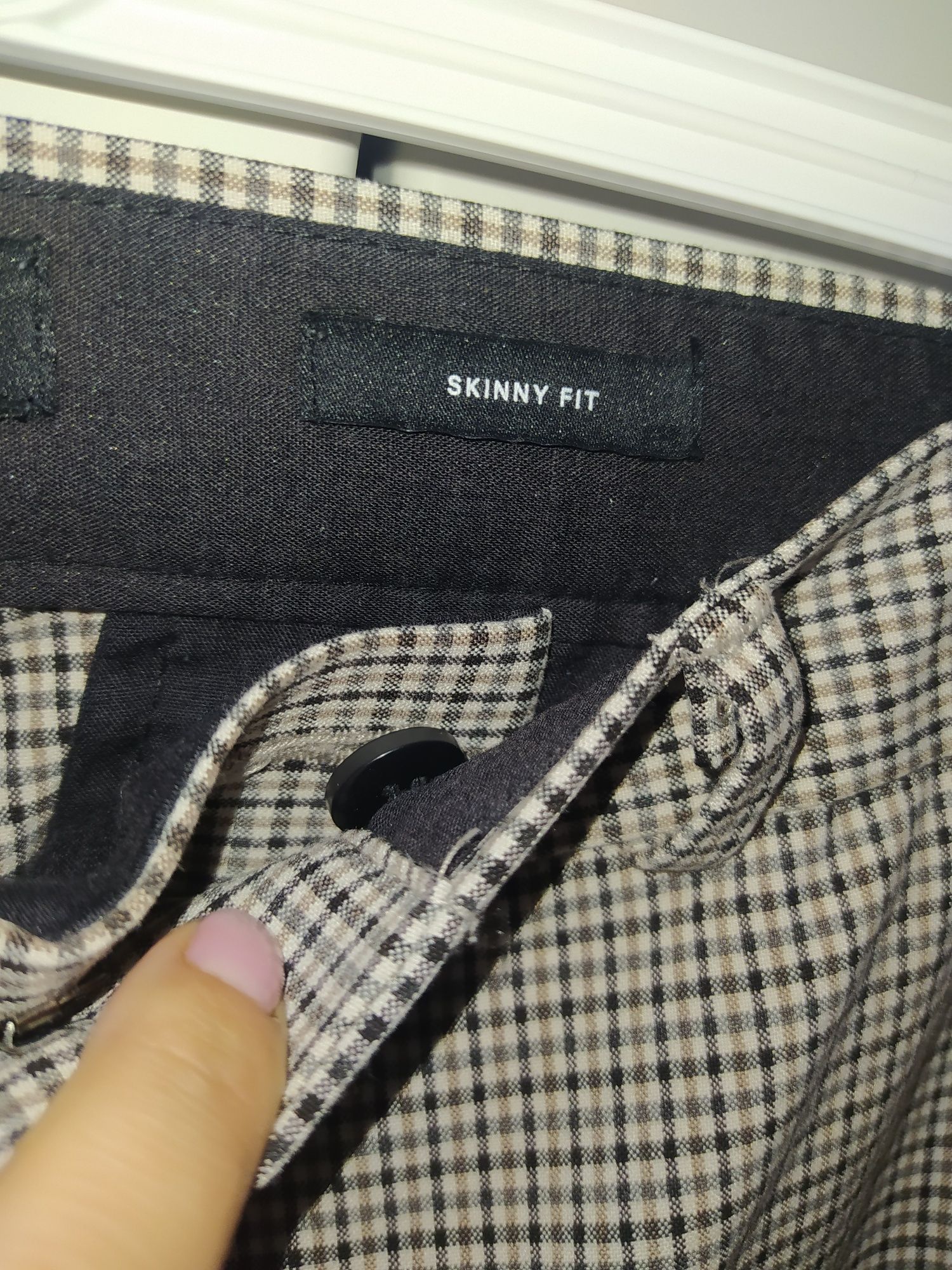 Męskie,eleganckie spodnie w kratę  H&M  r48 beżowe