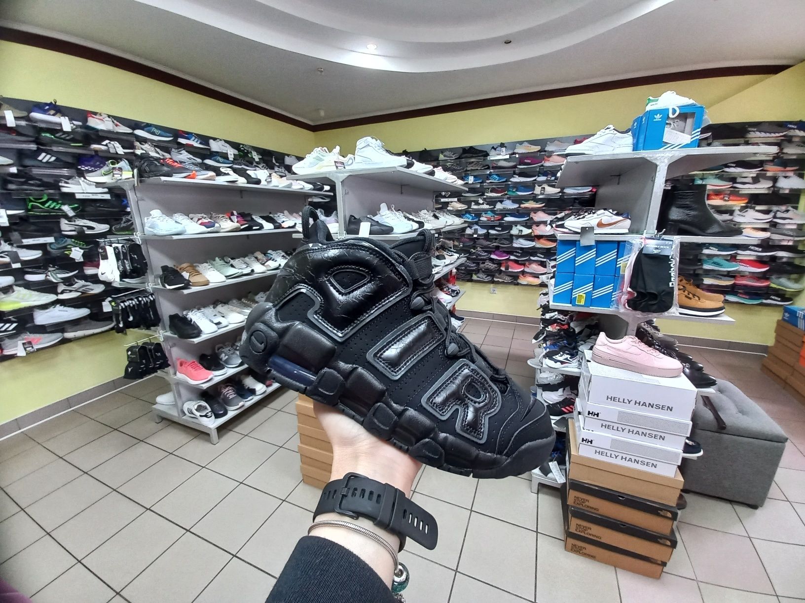 Кросівки Nike Air Max More Uptempo