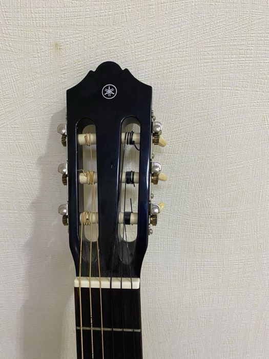 Гітара Yamaha C40 чорна