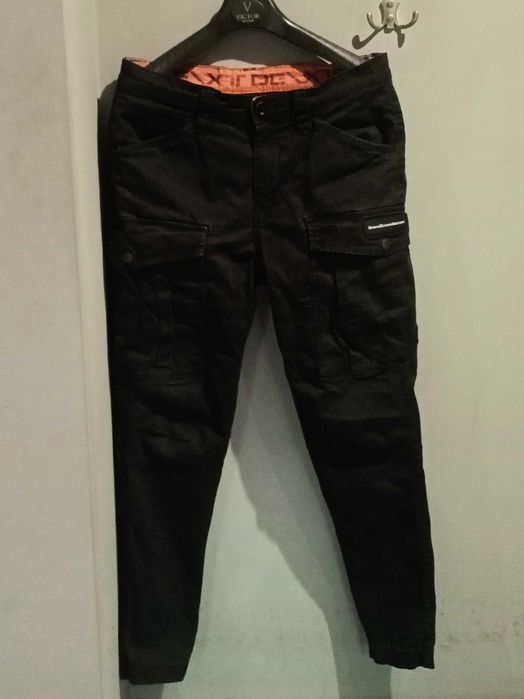 Jeansy Diverseextremeteam