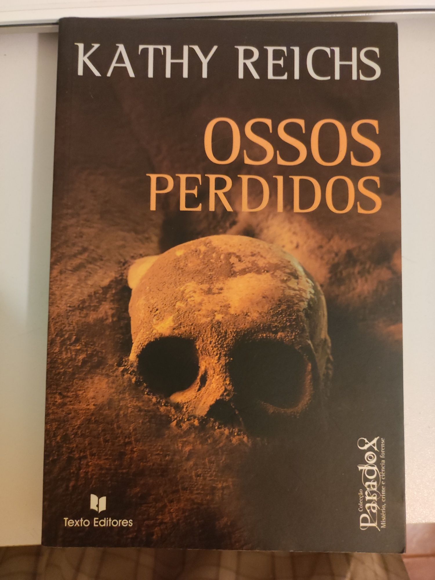 Livros variados novos