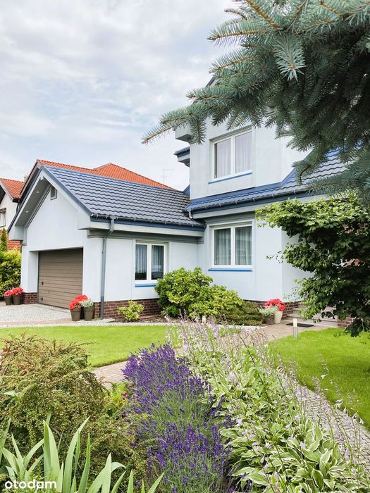 Podolany komfortowa willa miejska z ładnym ogrodem