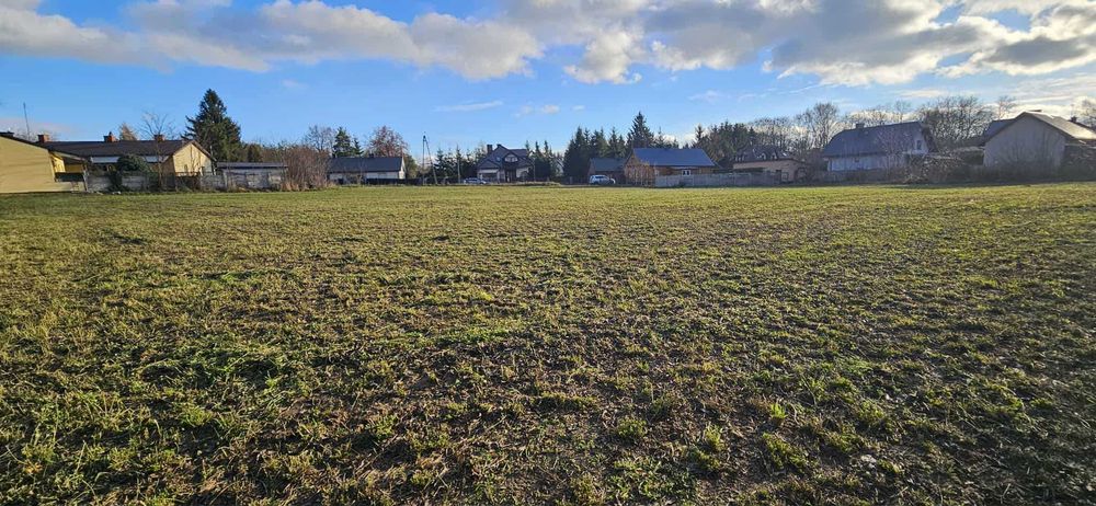 Sprzedam działkę usługowo-handlową 0,5ha