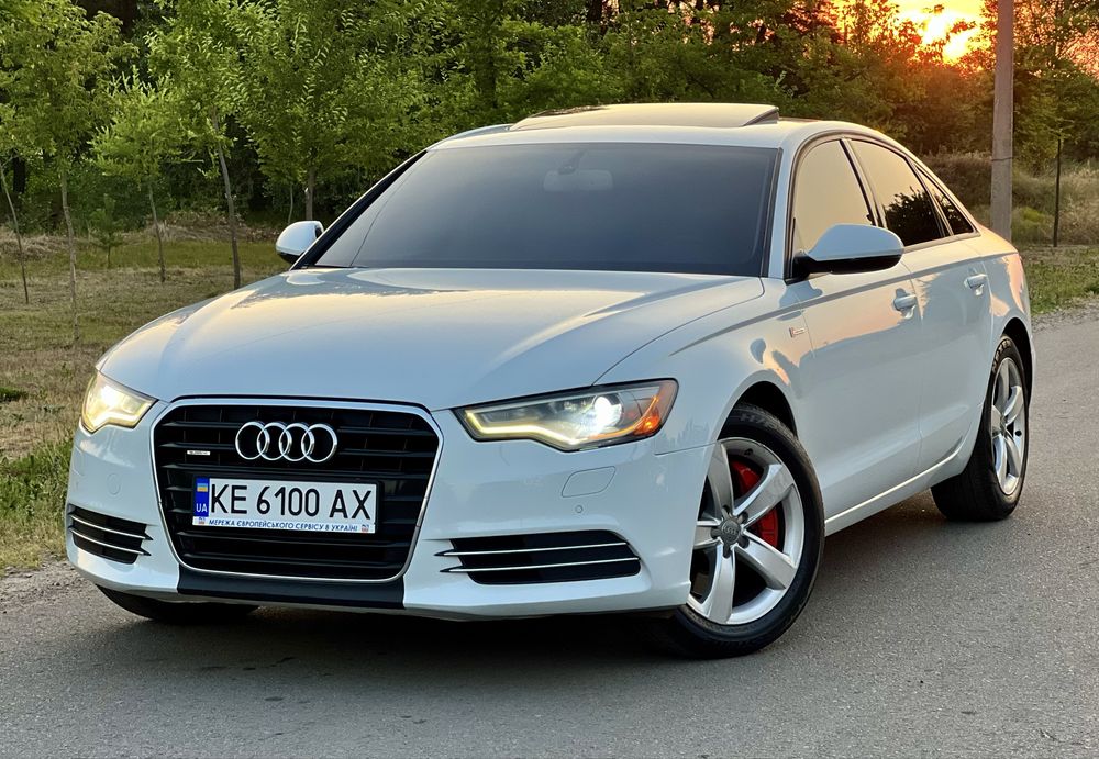 Продам Audi A6C7 3 літра бензин