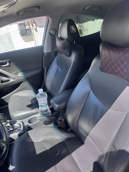 Оренда Автомобіля Hyundai ELANTRA