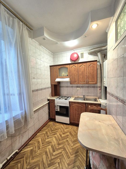 2-х кім квартира з автономним опаленням Центр 2 поверх