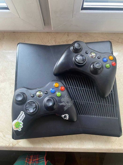 XBOX 360 Slim , Freeboot , 1TB пам'яті