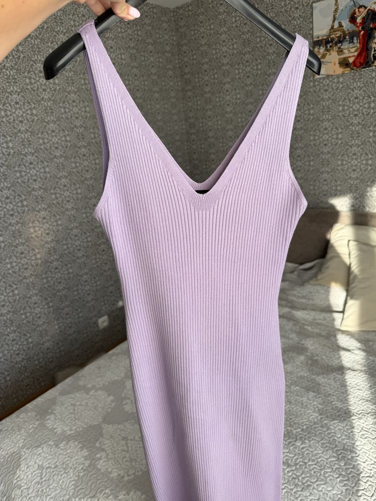 Трикотажна сукня бренду Must Have