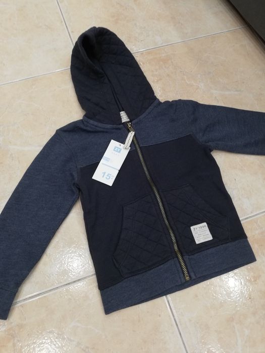 Cada roupa 18 meses desde..