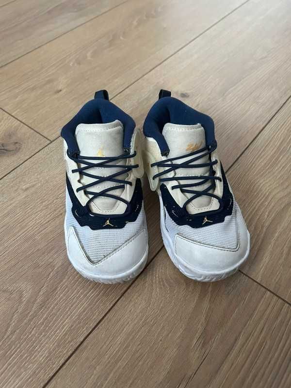 Buty sportowe Nike air jordan zion 1 rozmiar 25 14 cm