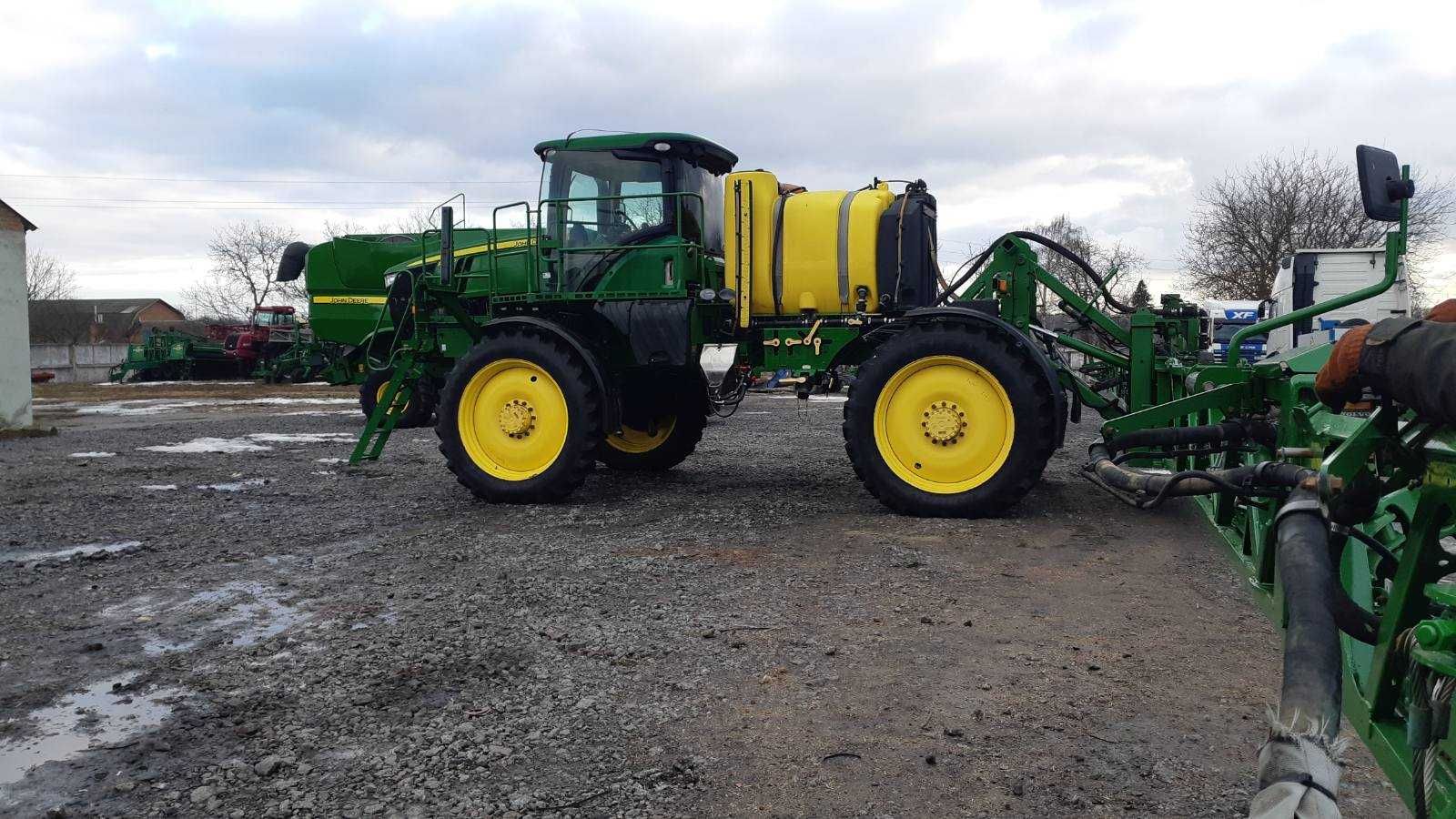 John Deere R4030  Самохідний оприскувач