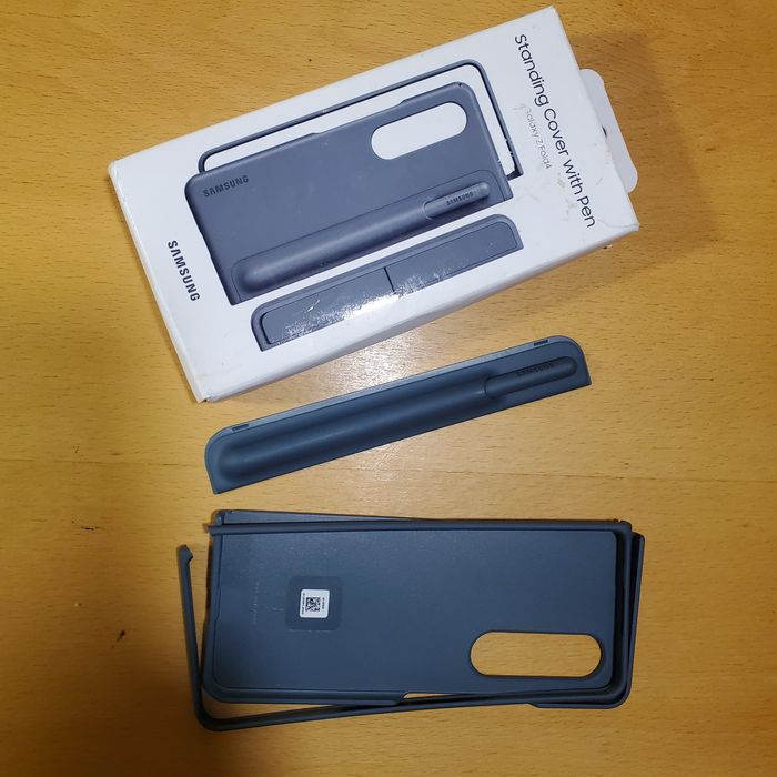 Стилу до Samsung Galaxy Z Fold4