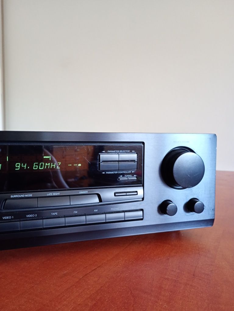 Onkyo TX-DS484 amplituner