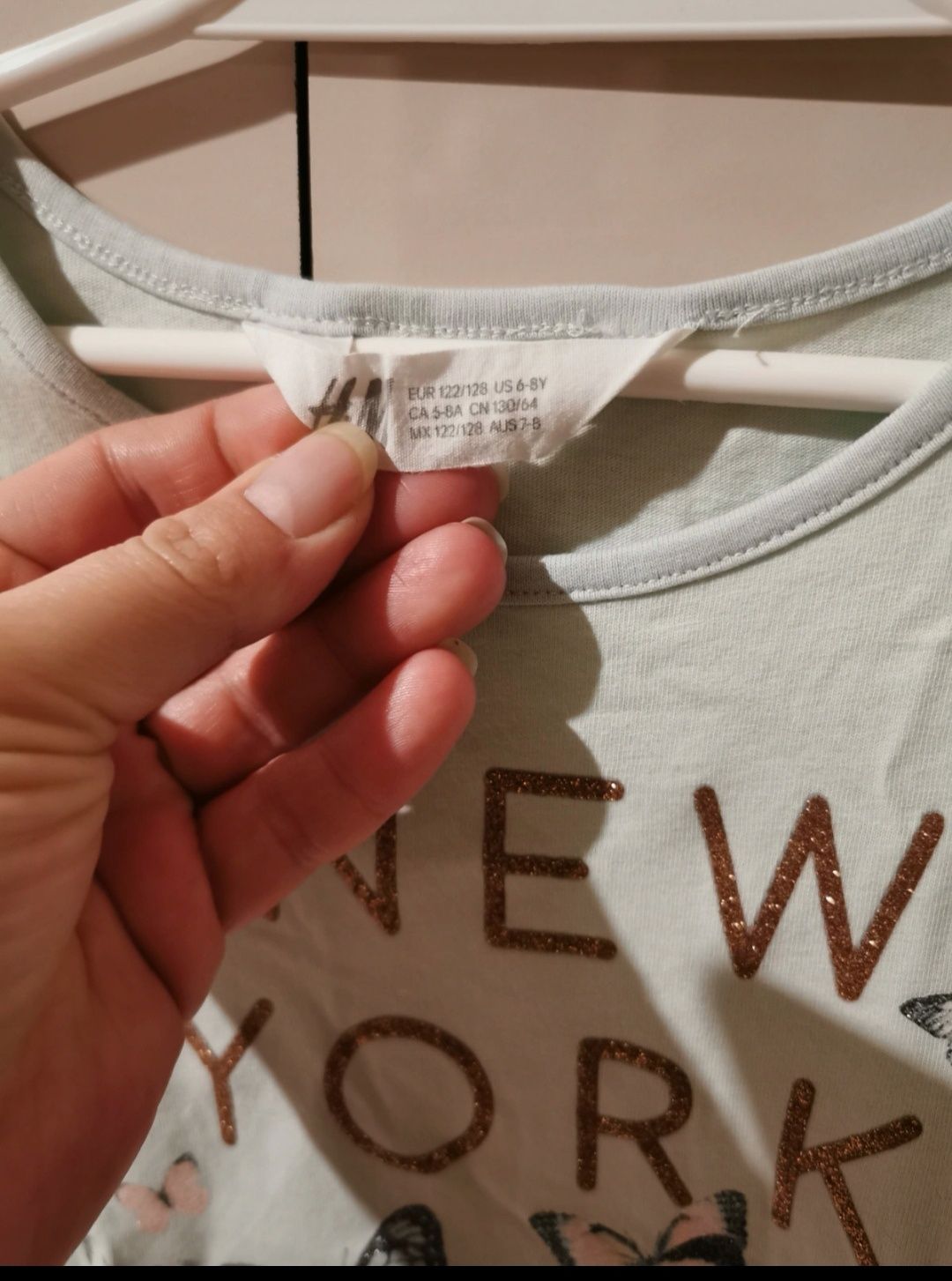 Sukienka krótki rękaw dziewczynka h&m 122/128 miętowa motylki motyl