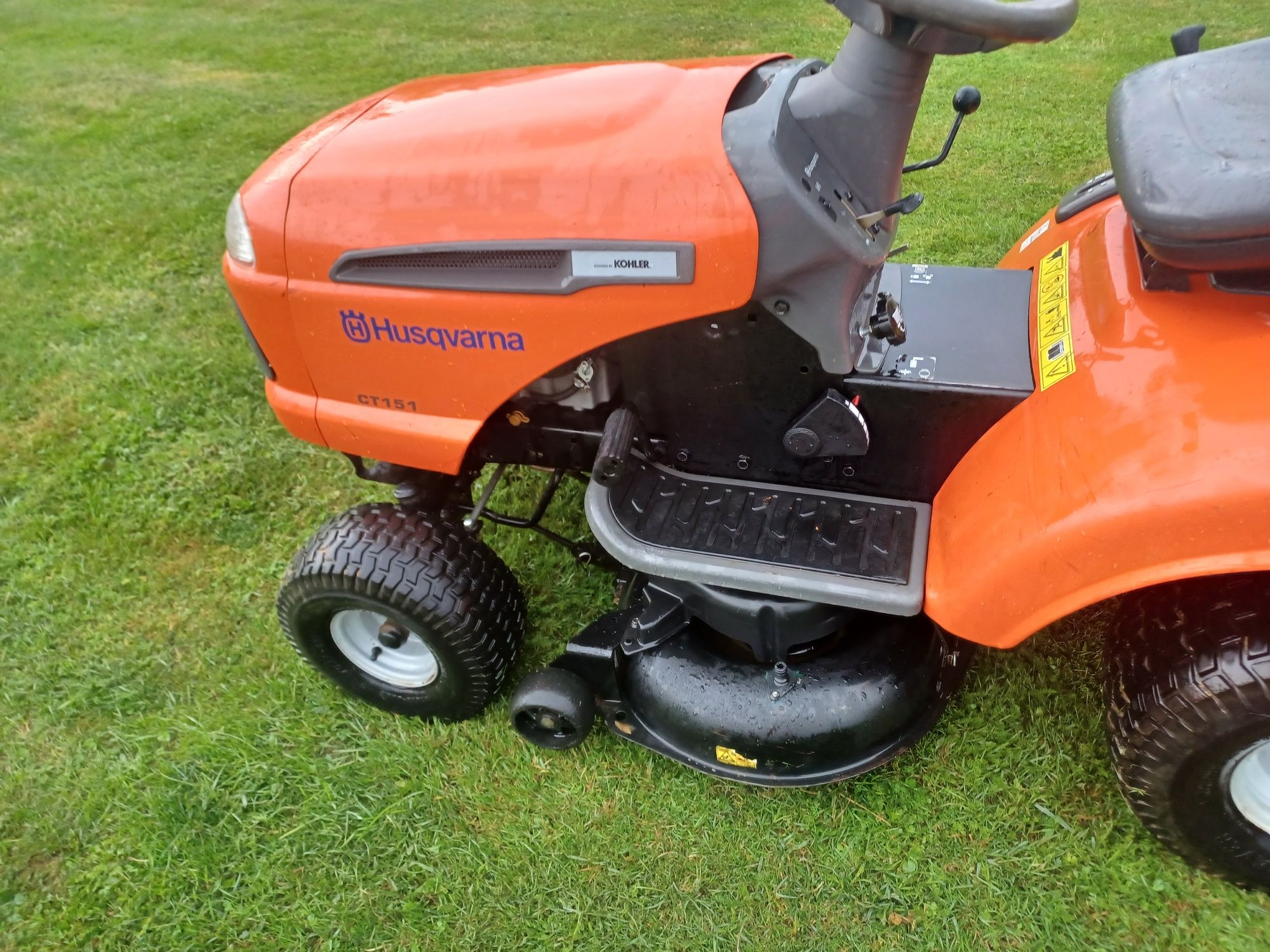Traktorek husqvarna ct151