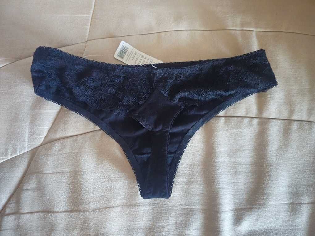 Stringi czarne, koronka, XL, nowe z metką