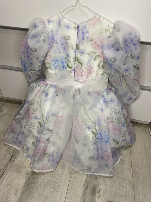 Святкова сукня р-р 128