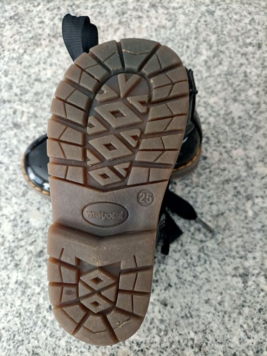 Botas da Maioral T25 impecáveis