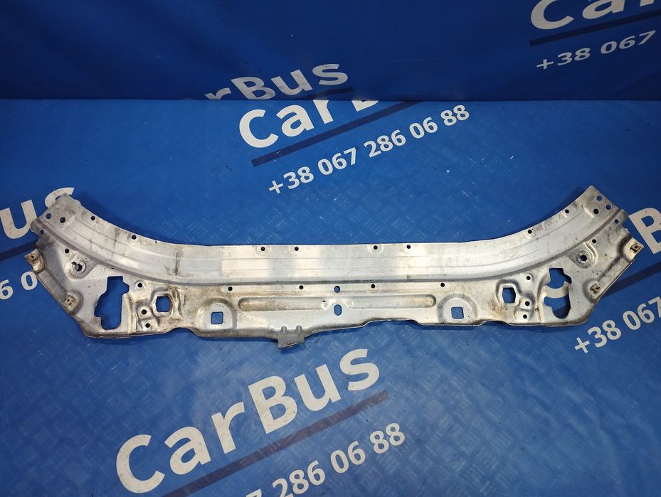 Підсилювач решітки радіатора Мерседес АМГ Е63 AMG E63 S Розборка