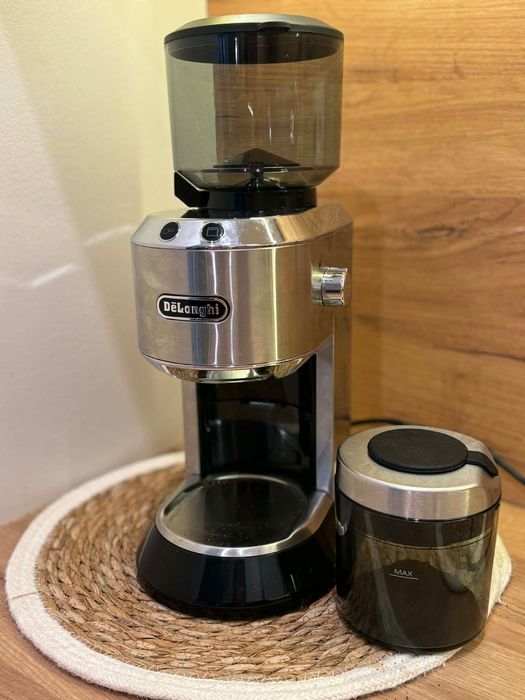 Młynek do kawy DeLonghi