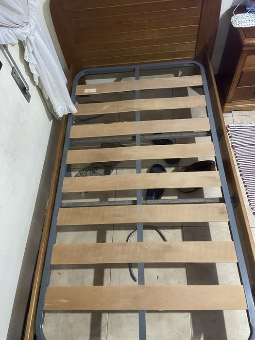 Cama de Madeira Maciça – NOVA