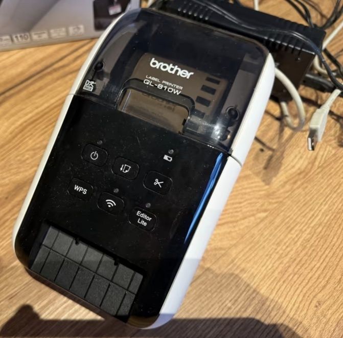 Impressora Etiquetas WiFi - Brother QL-810Wc Rotuladora/Etiquetadora