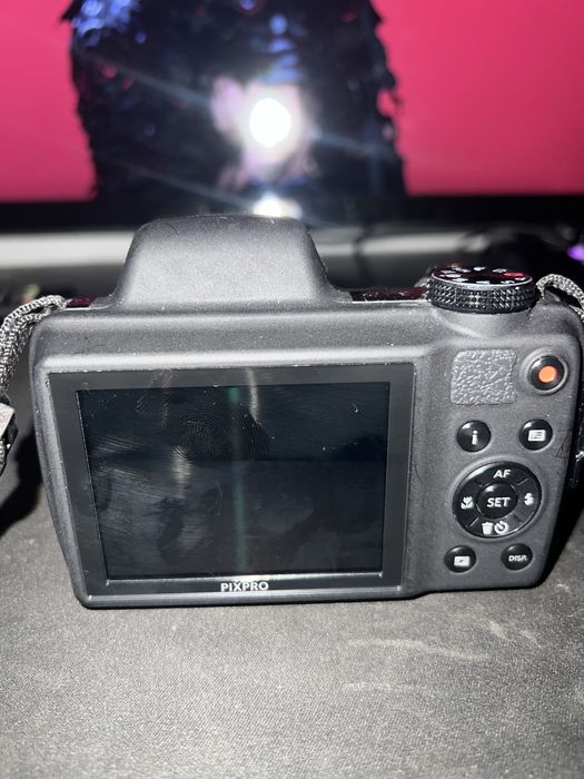 Maquina fotografica kodak AZ 528(preço otimo)