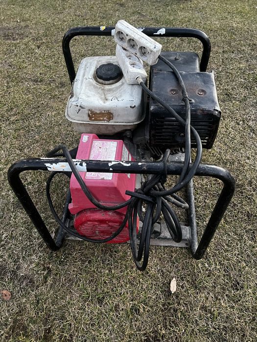 Agregat Honda 3.6kw konkretny /Bezawaryjny