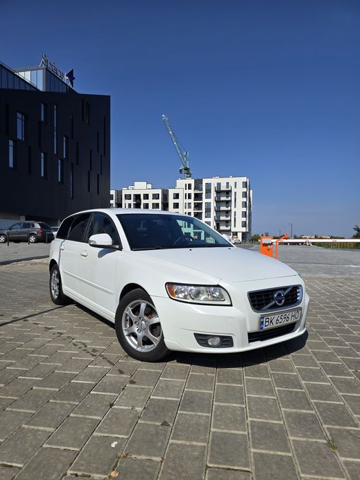 Volvo V50 2.0 D3 автомат Aisin 2012