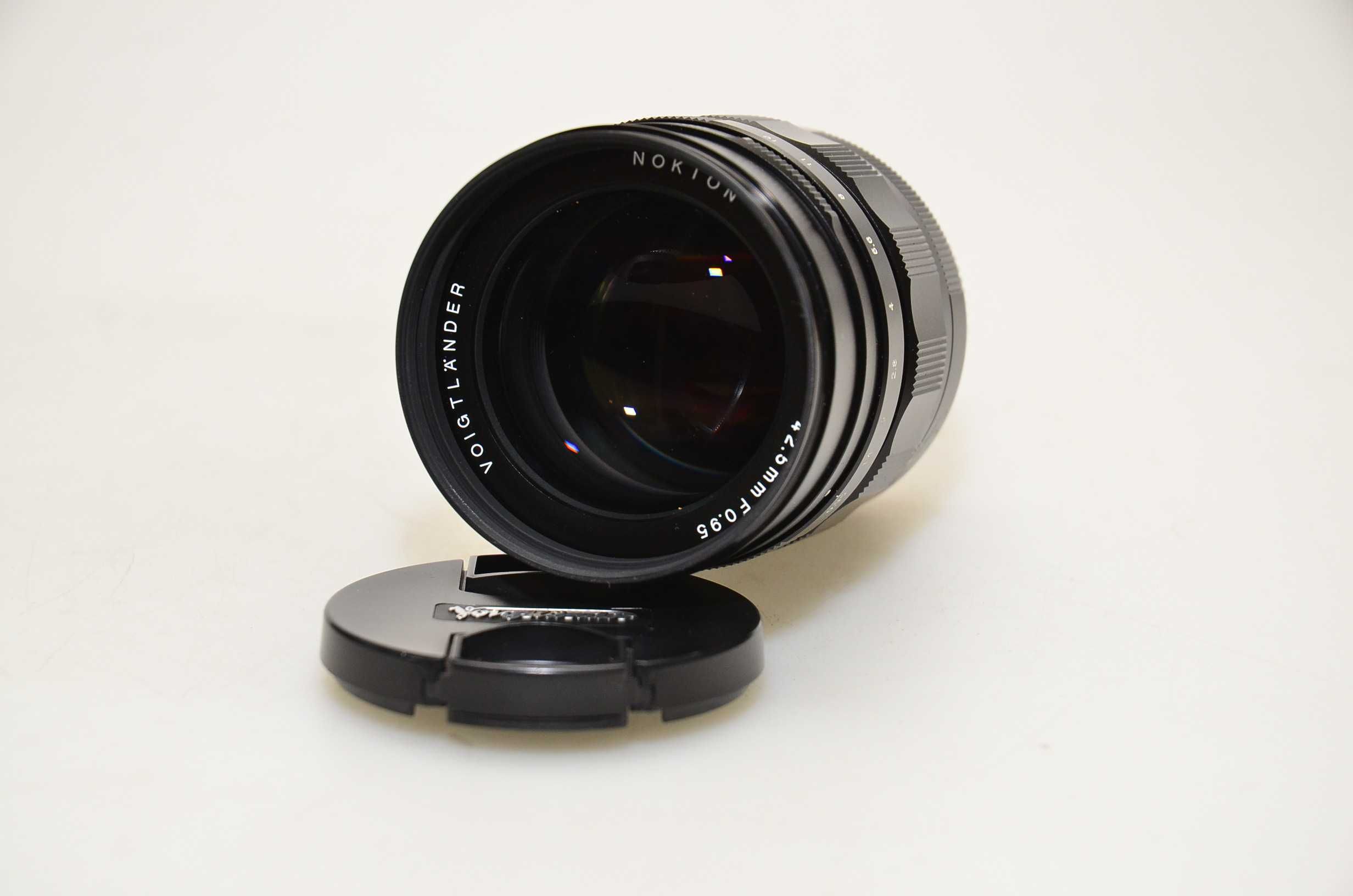 Obiektyw Voigtlander Micro 4/3 Nokton 42.5mm F0.95