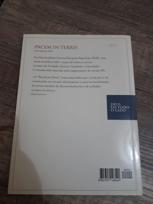 Livro "Paz na Terra"